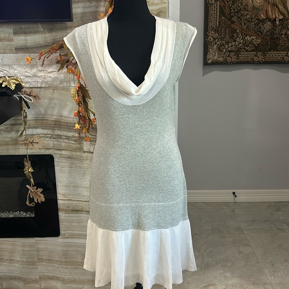Iisli‎ Sleeveless Fit Flare Cotton Cowl Neck Midi Dress. Shimmer Silver/Creme. S